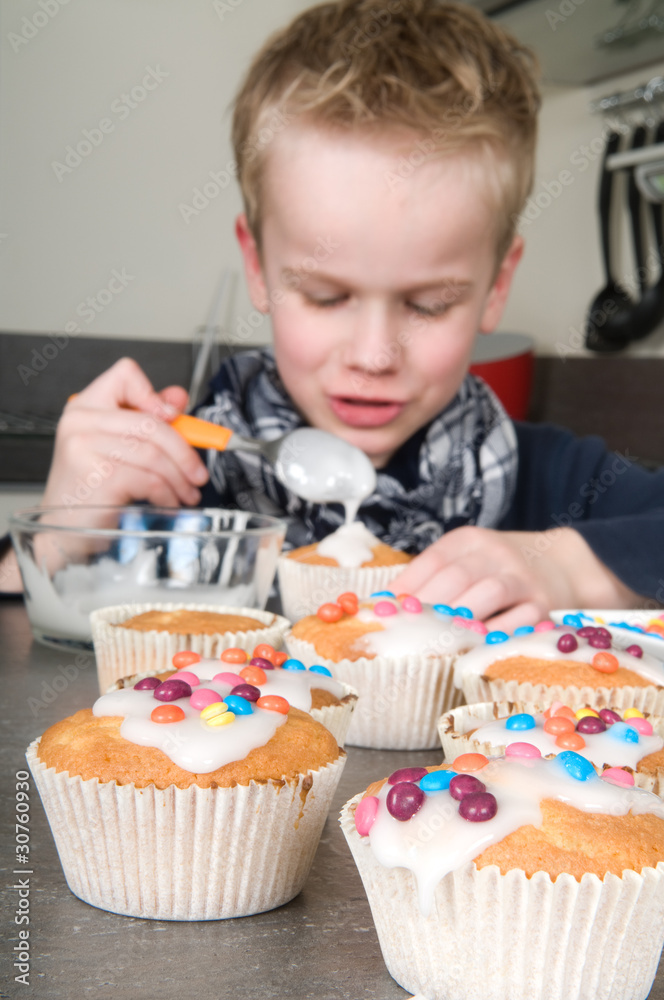 Decorating the cupcakes